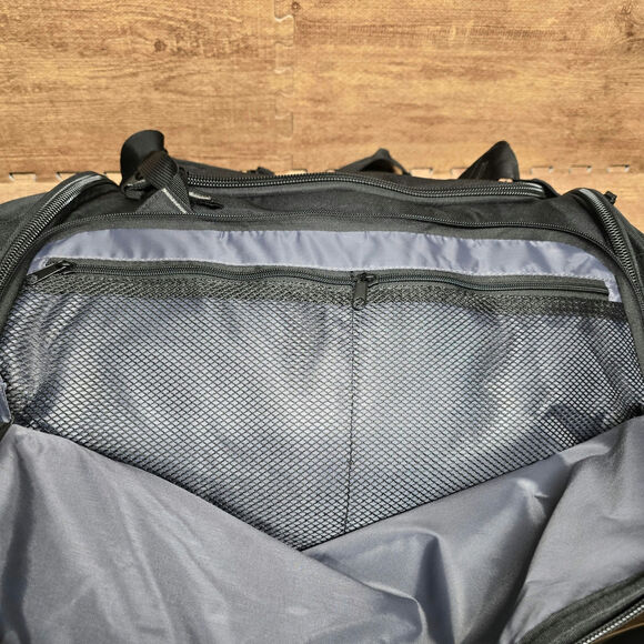 Ski-Doo Black Duffle Gear Backpack Multi Pockets 100% Polyester NWT - Picture 10 of 16